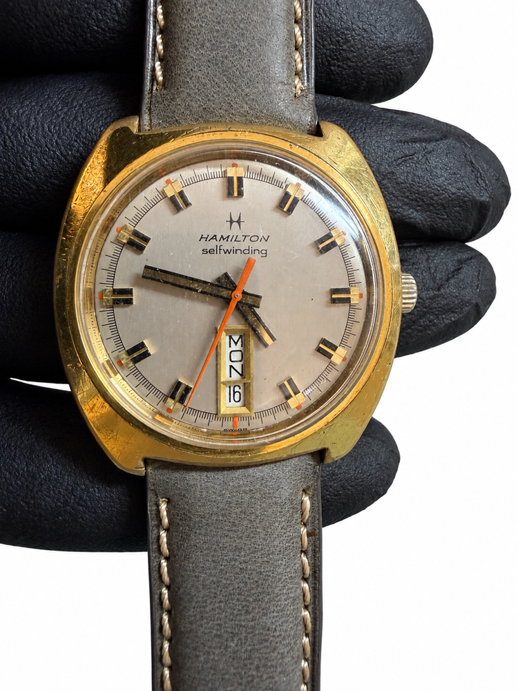 Vintage Hamilton Buccaneer Selfwinding Day/Date Silver Dial Gold Cushion